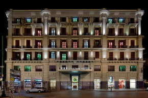 UNA Hotel Napoli  Неаполь